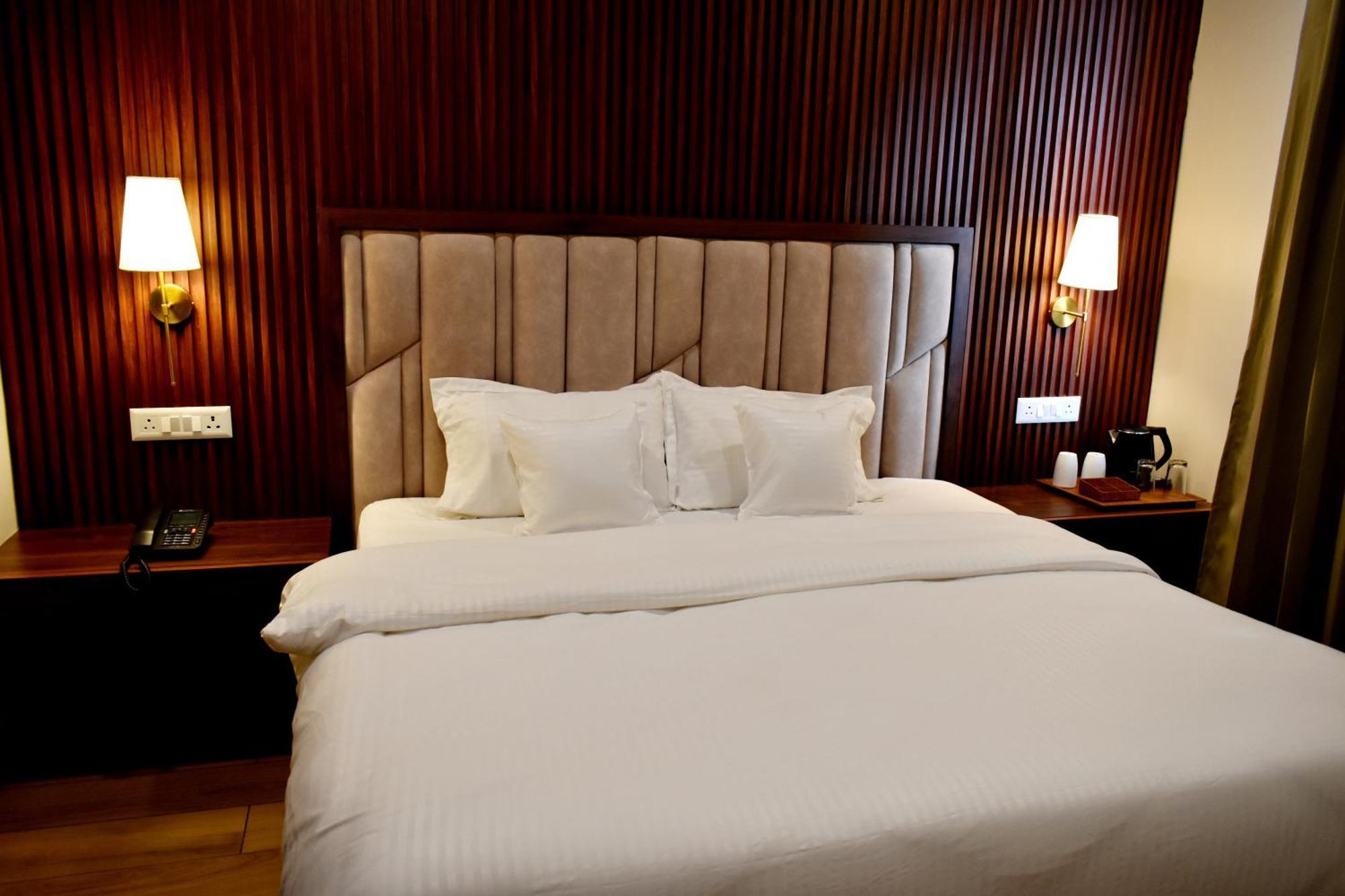 Rega Manivedya The Jungle Trail Resort Mukteshwar Esterno foto