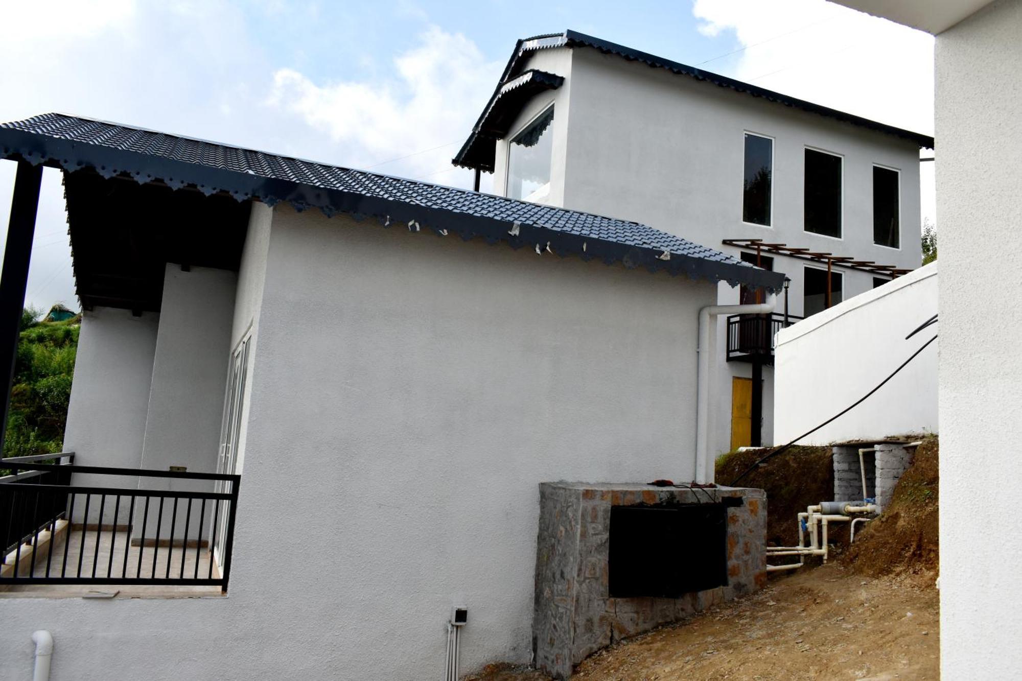 Rega Manivedya The Jungle Trail Resort Mukteshwar Esterno foto