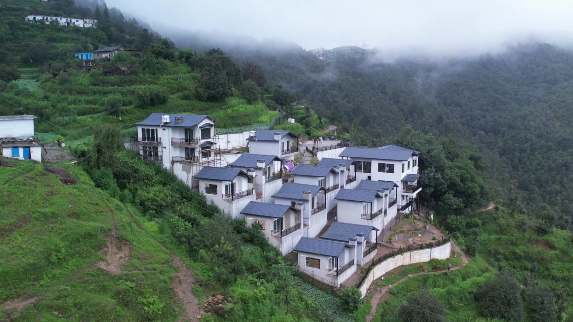 Rega Manivedya The Jungle Trail Resort Mukteshwar Esterno foto